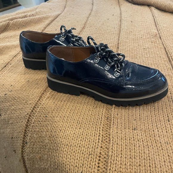 DONALD PLINER Chunky Navy Blue Patent Leather Lugged Soles Oxfords - Picture 3 of 5